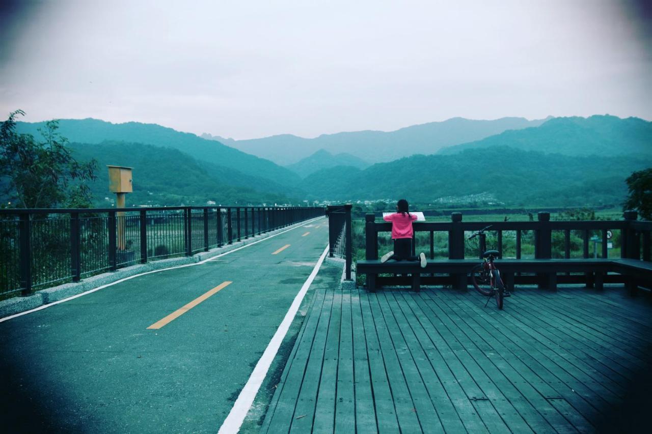Pu Shi Homestay Yuli Bagian luar foto