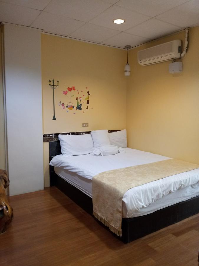 Pu Shi Homestay Yuli Bagian luar foto