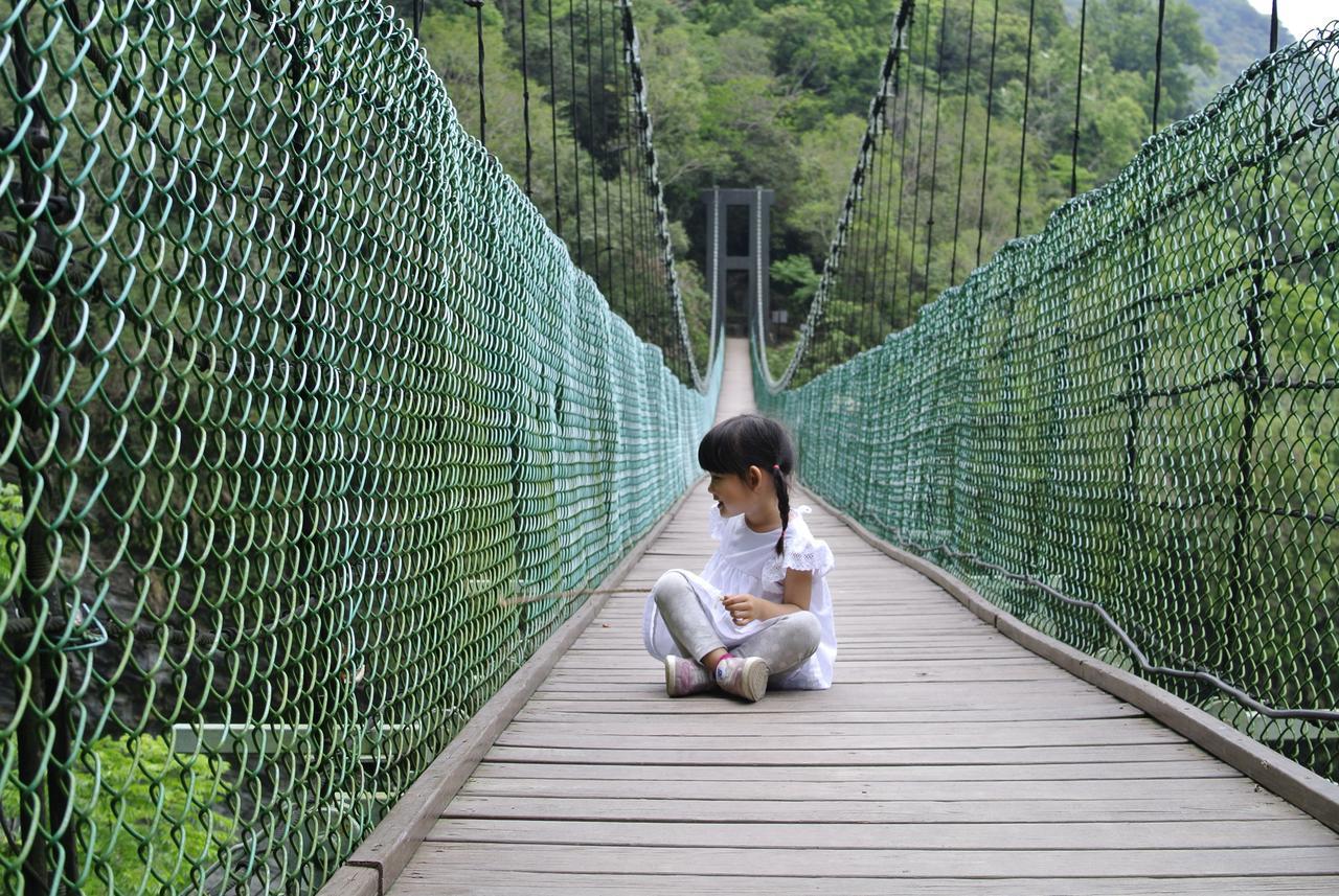 Pu Shi Homestay Yuli Bagian luar foto