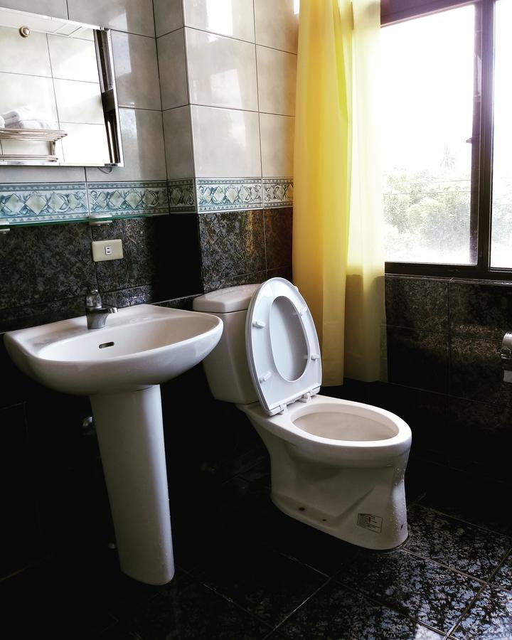 Pu Shi Homestay Yuli Bagian luar foto