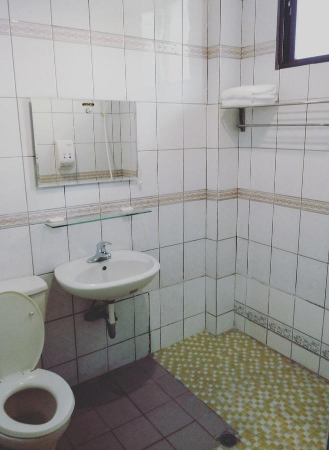 Pu Shi Homestay Yuli Bagian luar foto